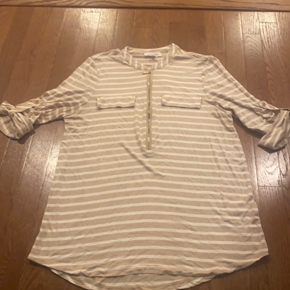 Calvin Klein- M - tan/white with some gold accents